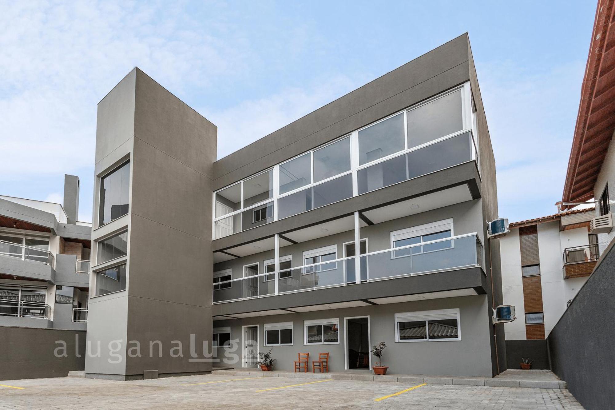 Apartamento Residencial Ingleses Norte - A 2 Min Da Praia#3 *